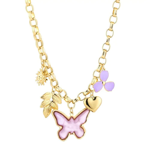 Butterfly Charm Necklace – goudkleurige ketting met charms zoals vlinder, hart en bloem
