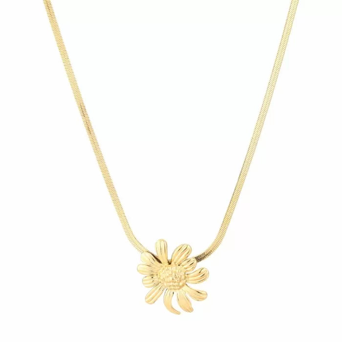 Close-up Golden Daisy Necklace met margriet hanger – Naomé Boutique sieraden