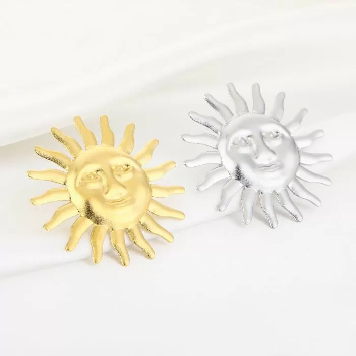 Golden Sun Ring in zilver met zongezicht – Naomé Boutique