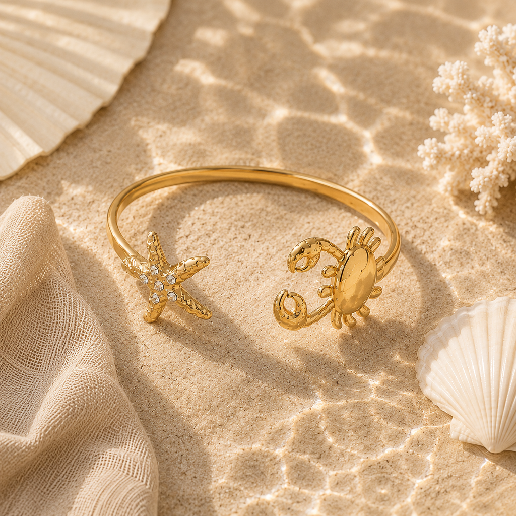 Goudkleurige Ocean Charm Bangle armband van stainless steel